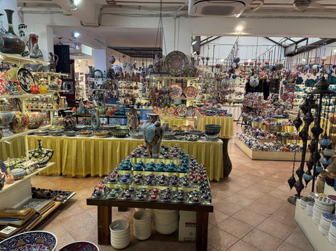 Hacivat Shop-库萨达斯必去景点