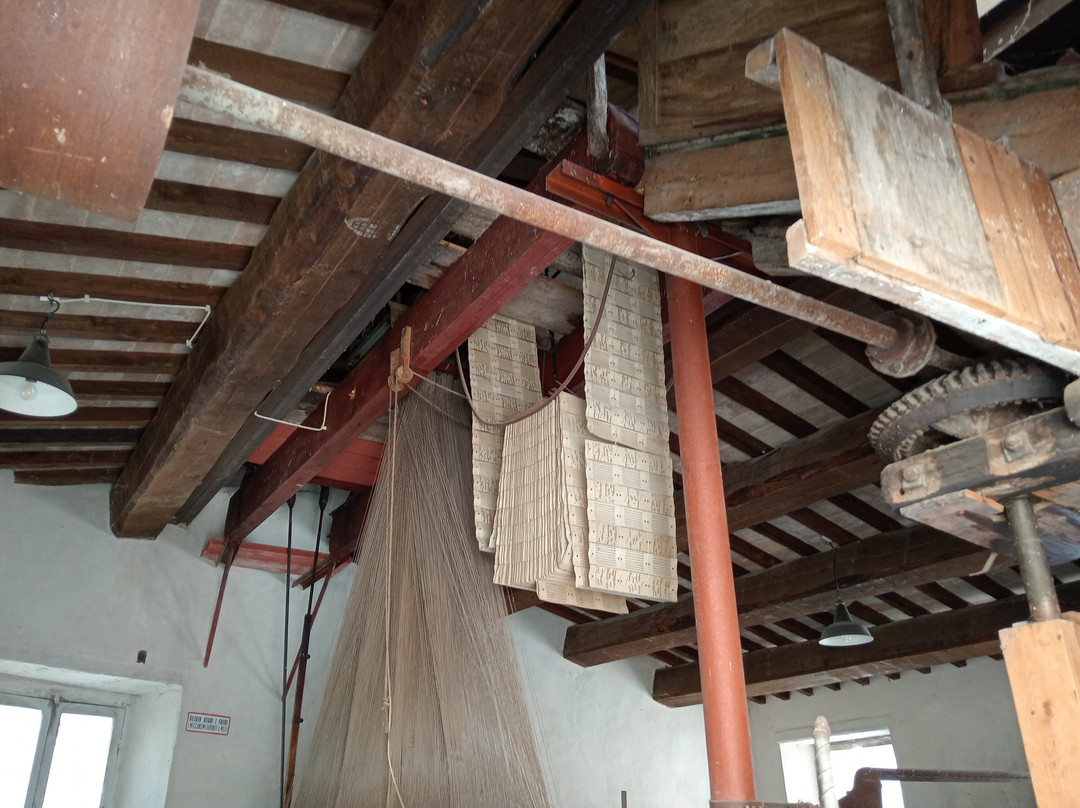 Ex Telaio Jacquard e Gualchiera Accorimboni