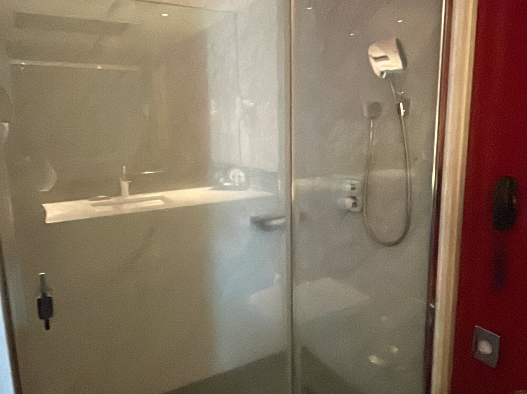 Warwick Ankara主图