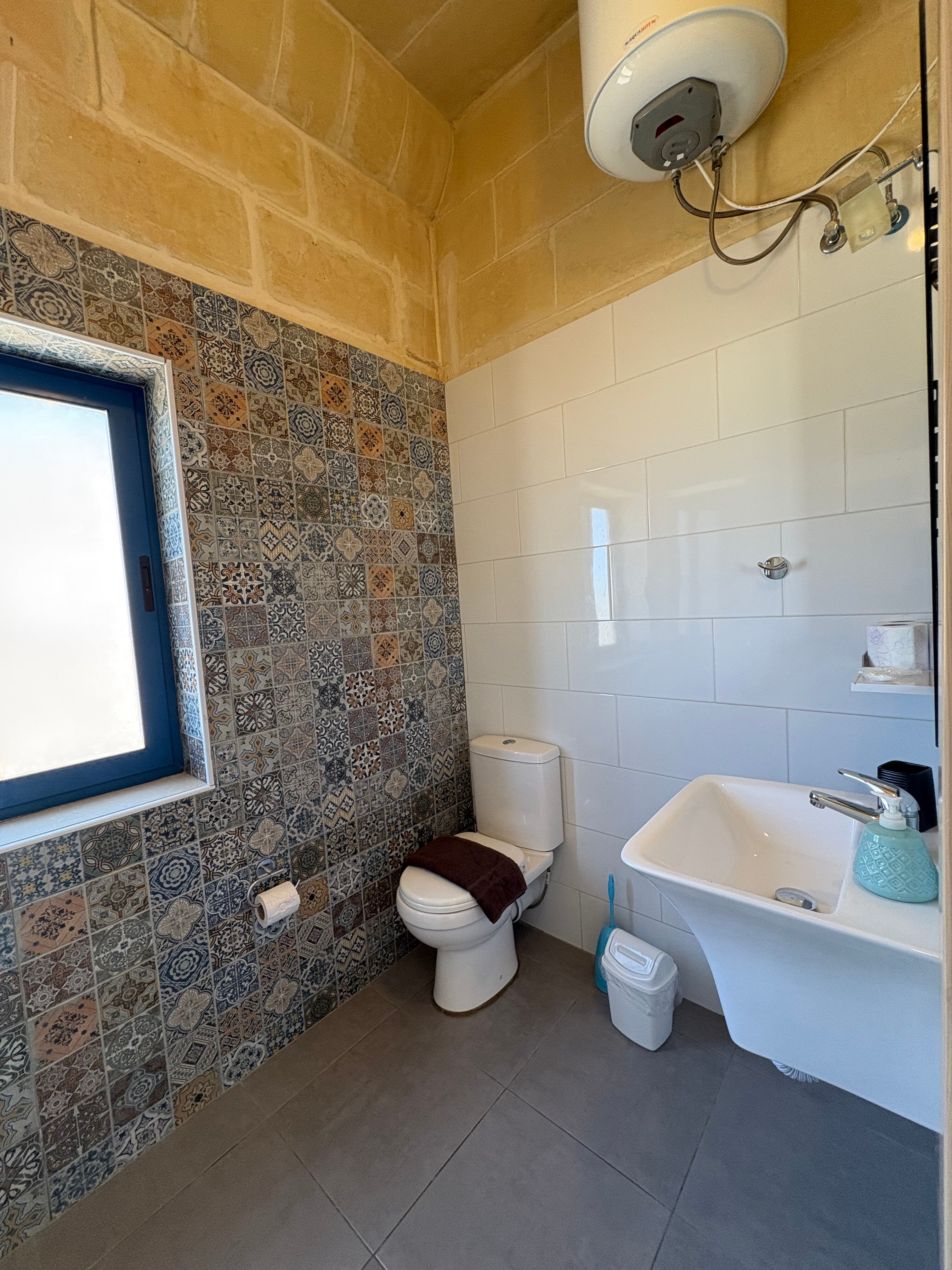 Fiftyfour West Boutique Living-浴室