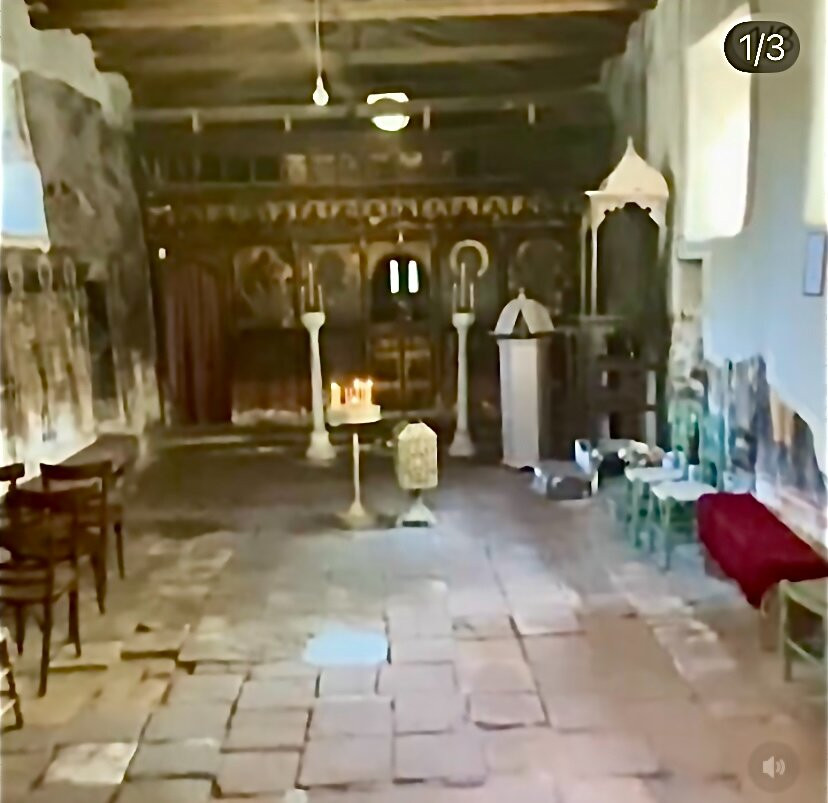 Ierós Naós Agíou Nikoláou-Petra必去景点