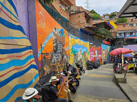 Medellin Paradise Travel-麦德林必去景点