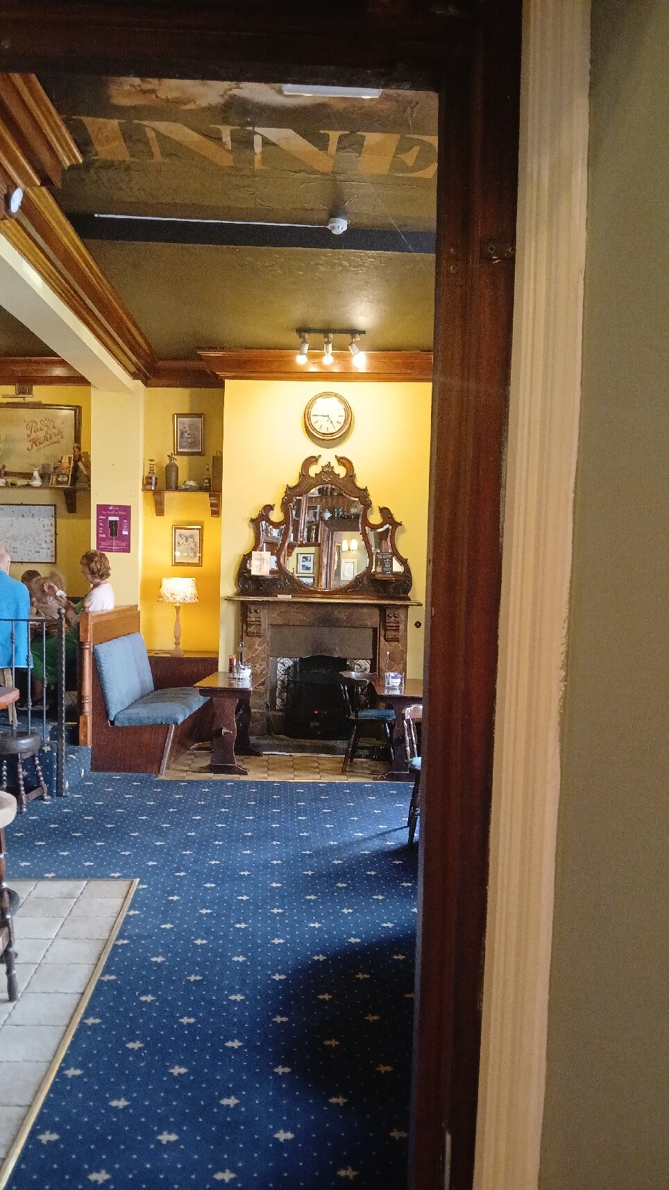 O'Donovan's Hotel-官方