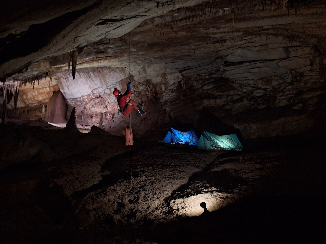 Grotte de la Cocalière-Courry必去景点