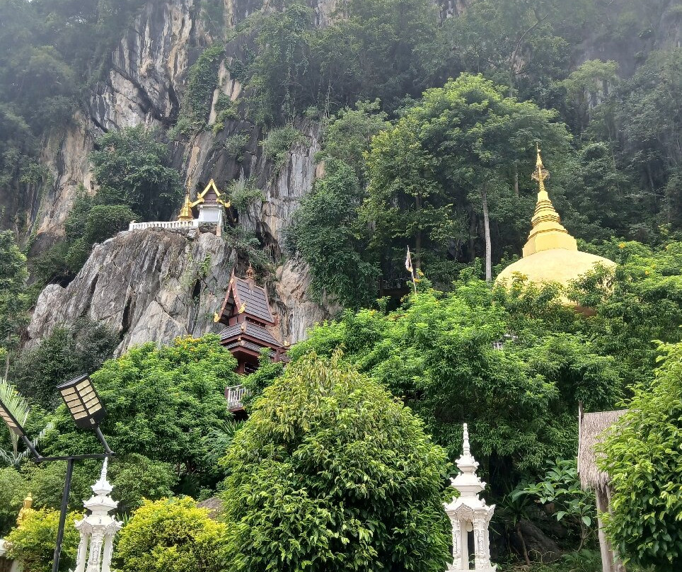 Wat Tham Chetawan-难府必去景点
