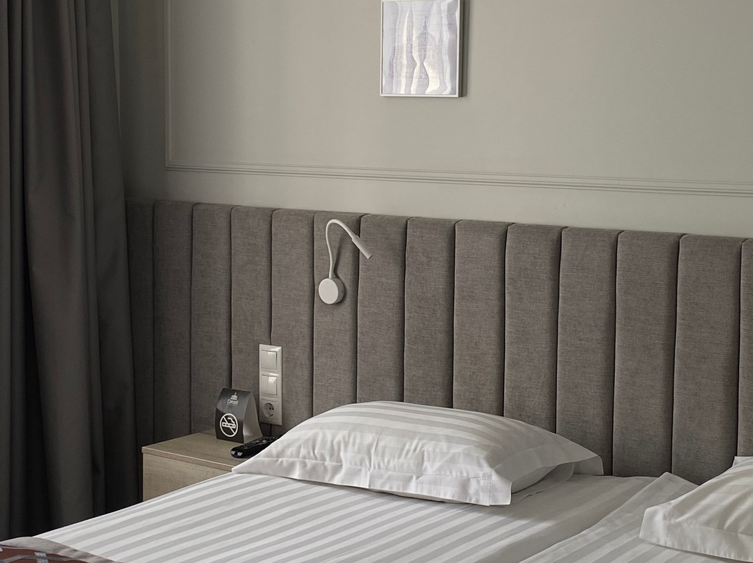 欧罗巴酒店主图