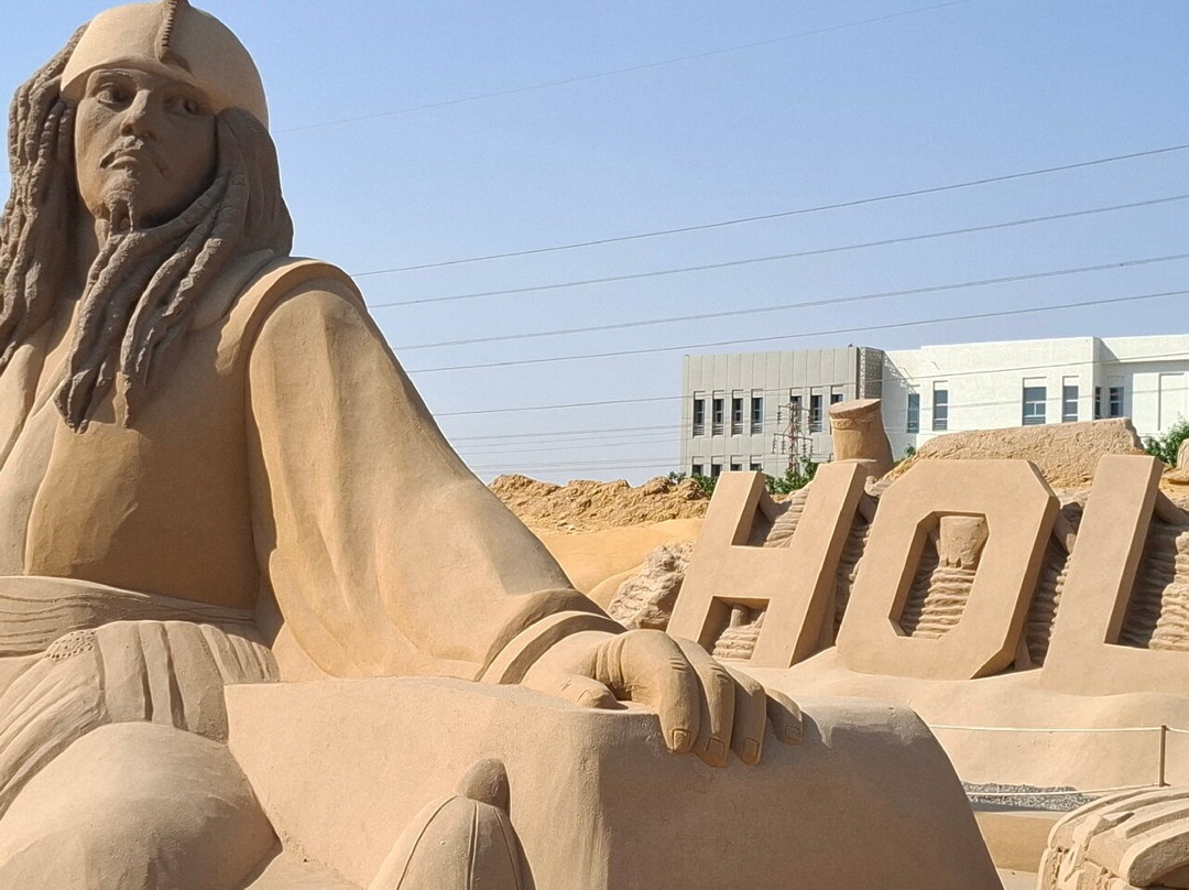 Sand City-赫尔格达必去景点