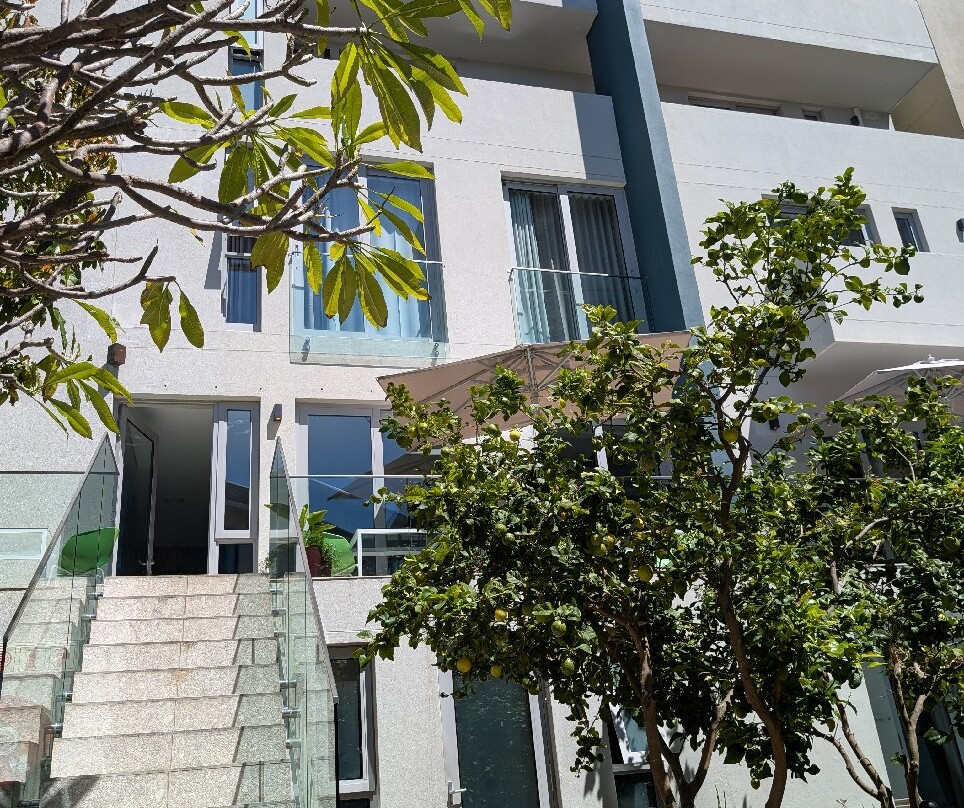 泽斯特精品别墅酒店主图