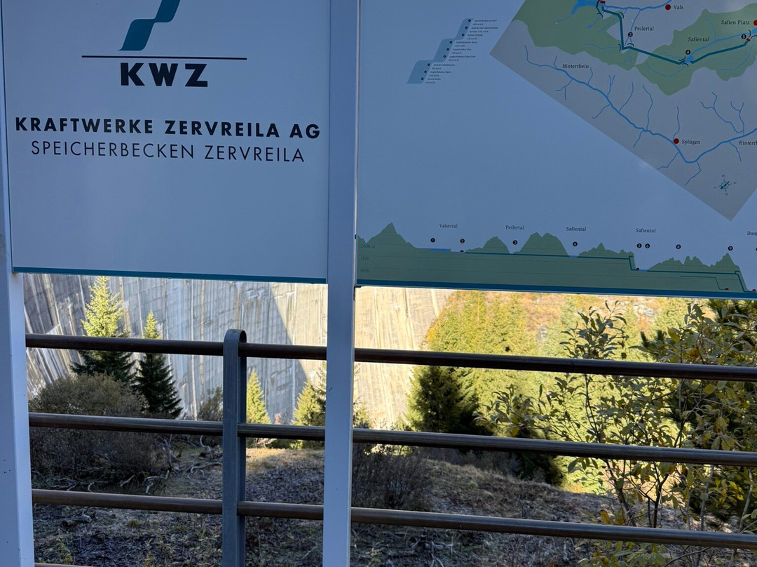 Zervreilastausee und Staumauer-瓦尔斯必去景点