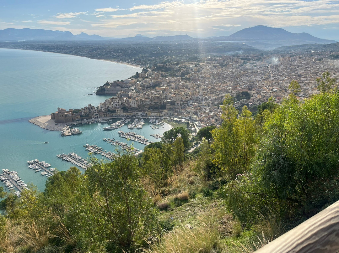 Limousine Service and Guide Sicily-Cinisi必去景点