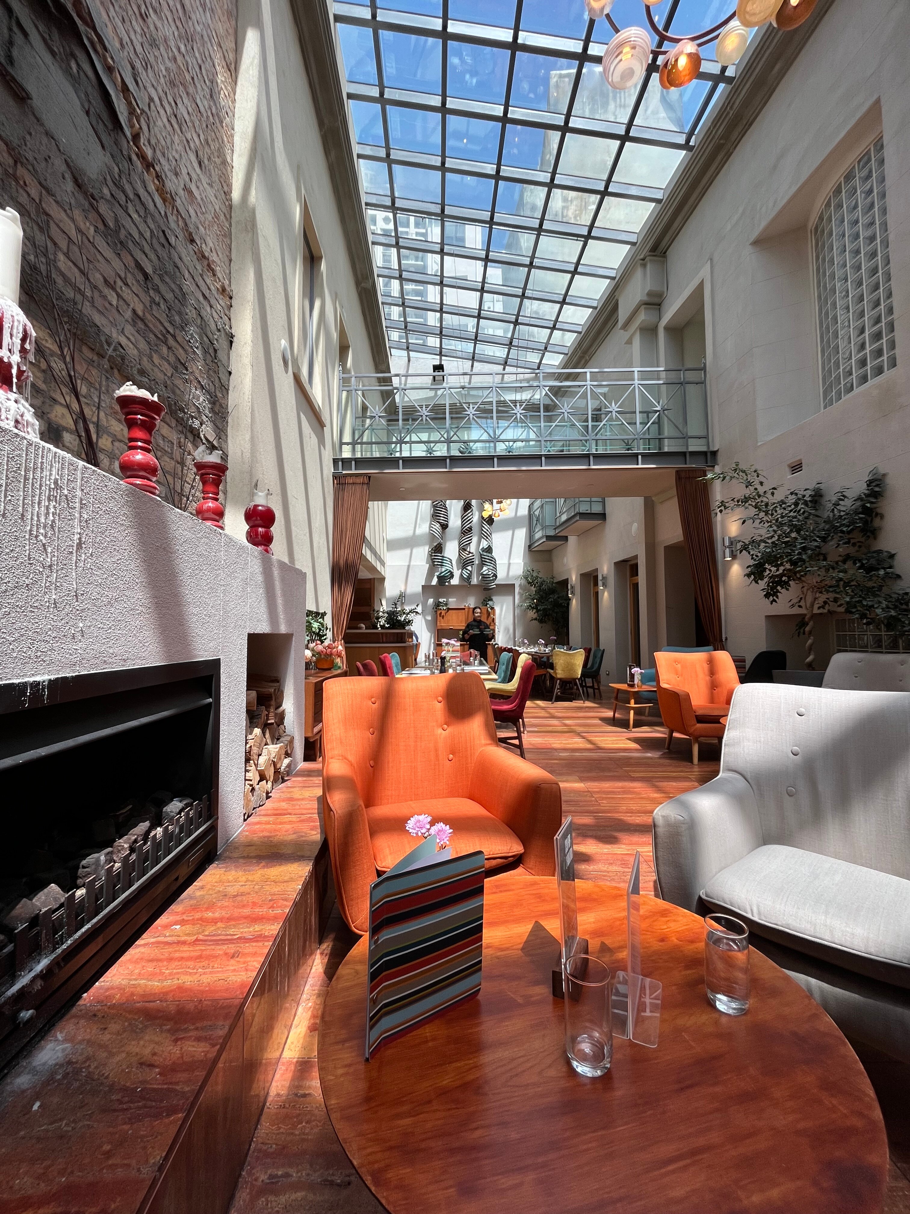 德布雷特酒店-官方