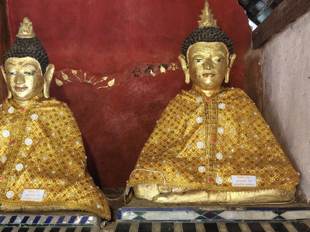 Wat Lai Hin Luang-阁卡必去景点