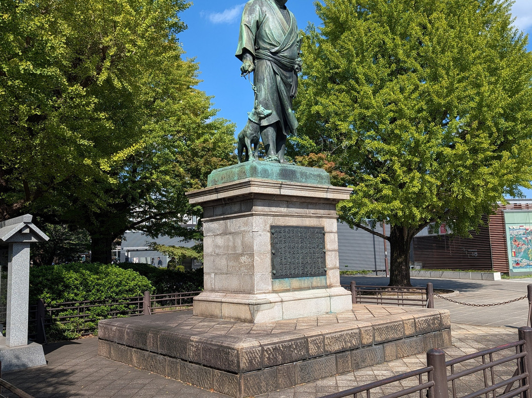 Saigo Takamori Statue-Uenokoen必去景点