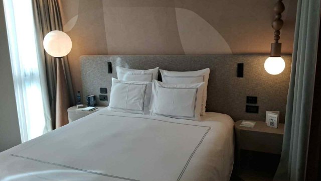 第比利斯瑞士酒店-客卧