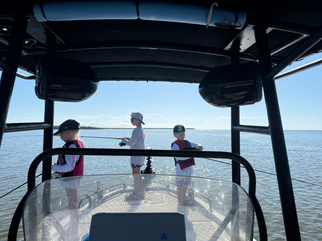 Shark Chaser Charters-Goodland必去景点