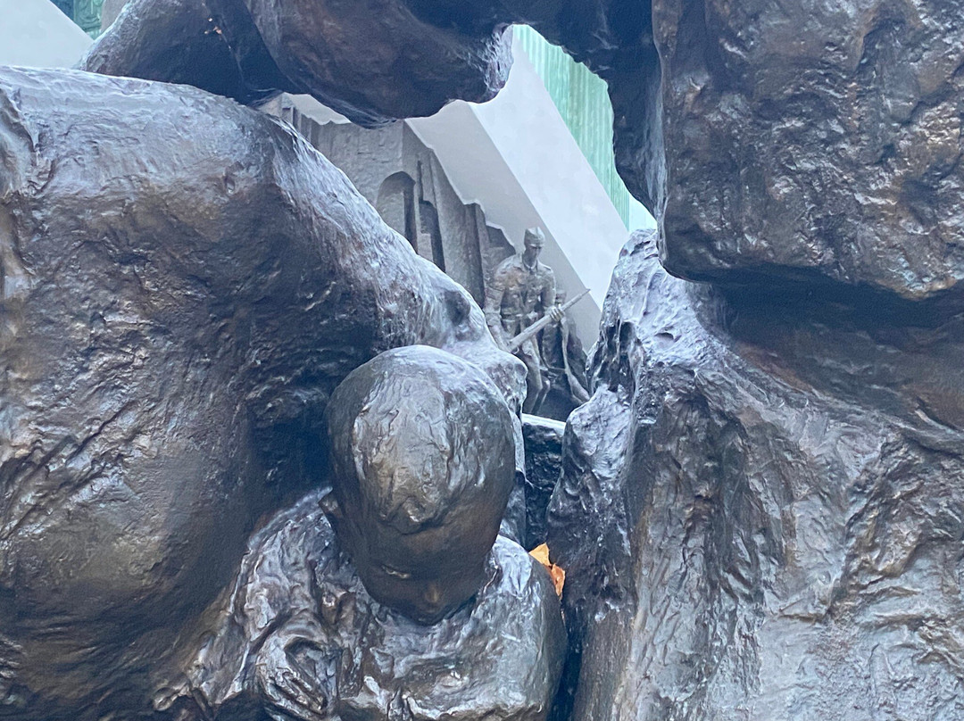 Warsaw Uprising Monument-华沙必去景点