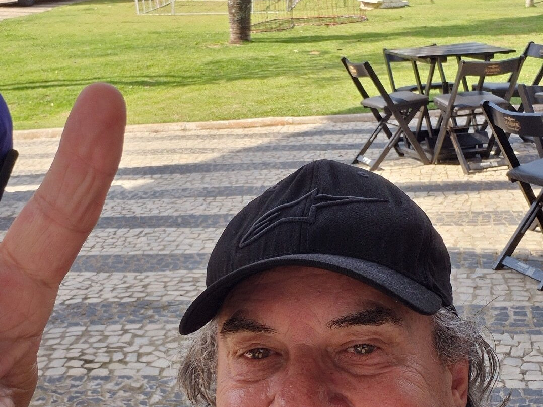 Praca Adhemar de Barros-阿瓜斯迪林多亚必去景点