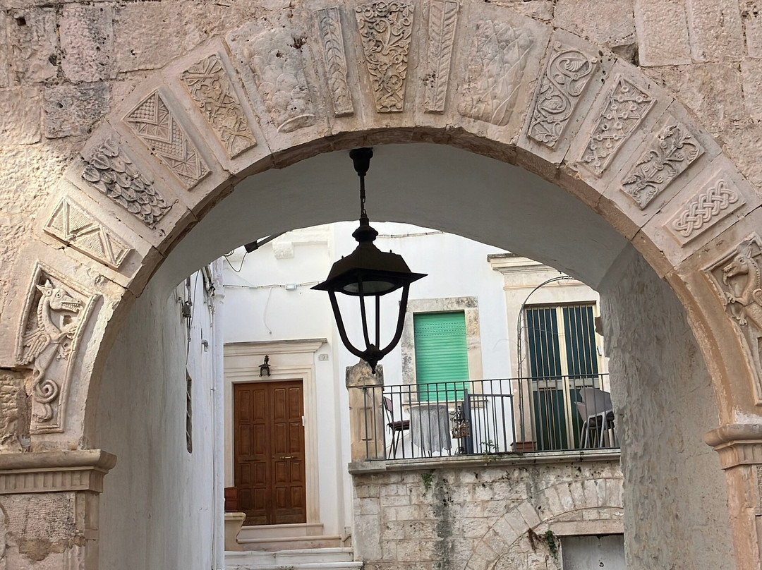 Piazza Vittorio Emanuele II-洛科罗通多必去景点