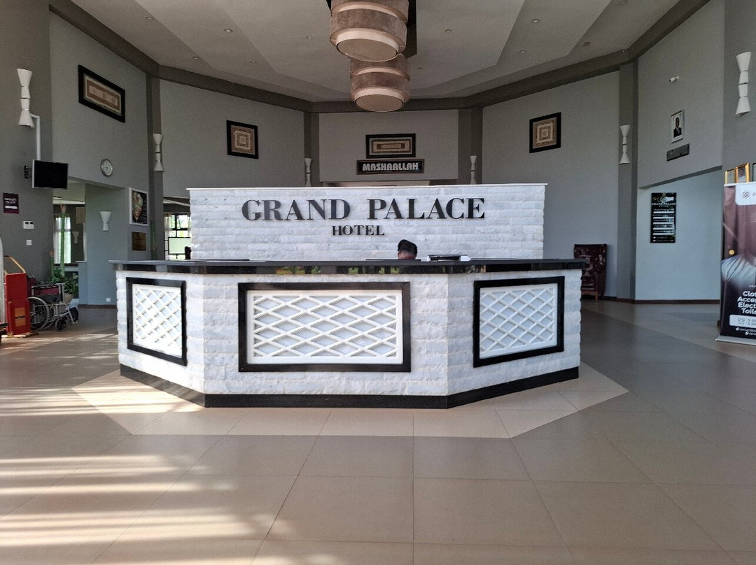 Grand Palace Hotel主图