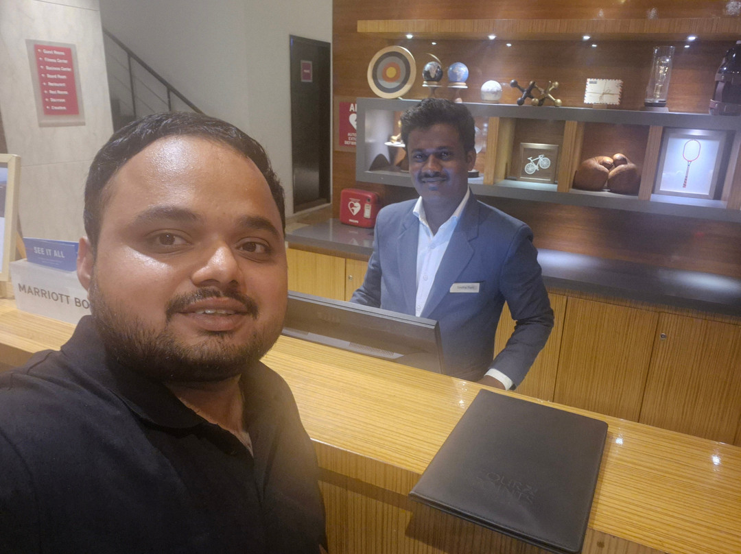 米德拉瓦多达勒酒店主图