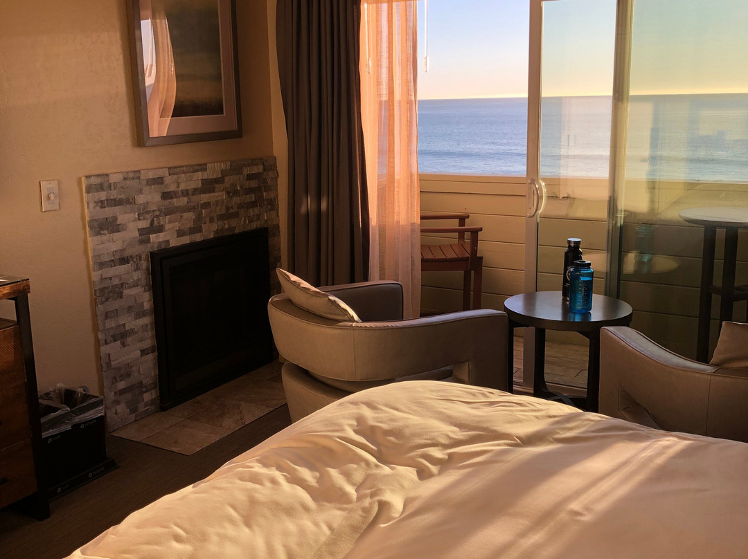 米拉马尔海滩龙柏酒店主图