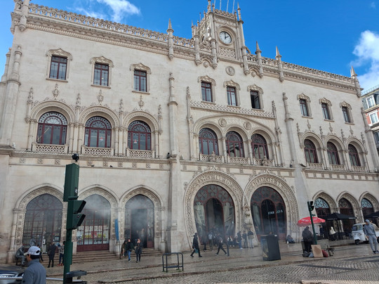 Follow Me Tours-阿尔布赞拉必去景点