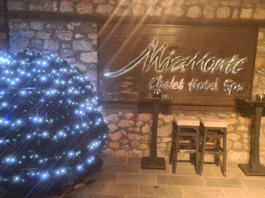 Miramonte Chalet Hotel Spa主图