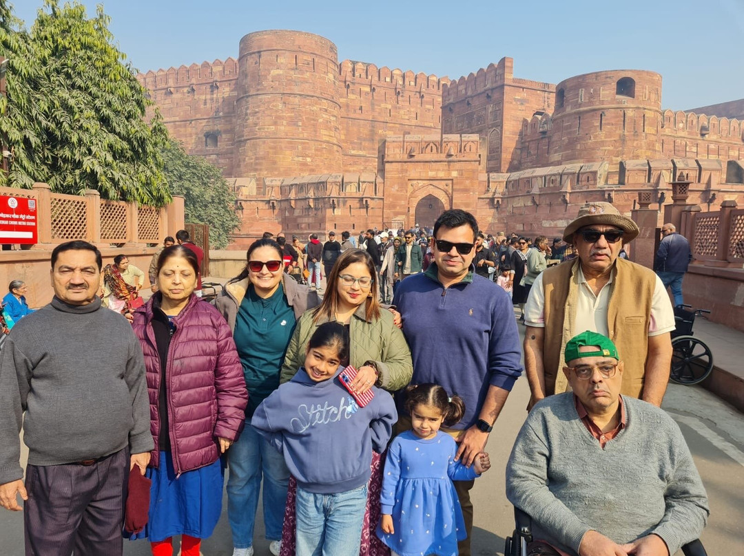 Chirag Tours-阿格拉必去景点