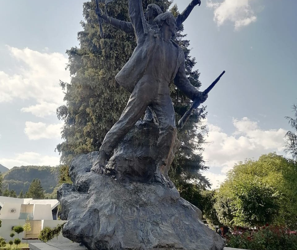 Monument to the Fallen Soldiers-Kolasin必去景点