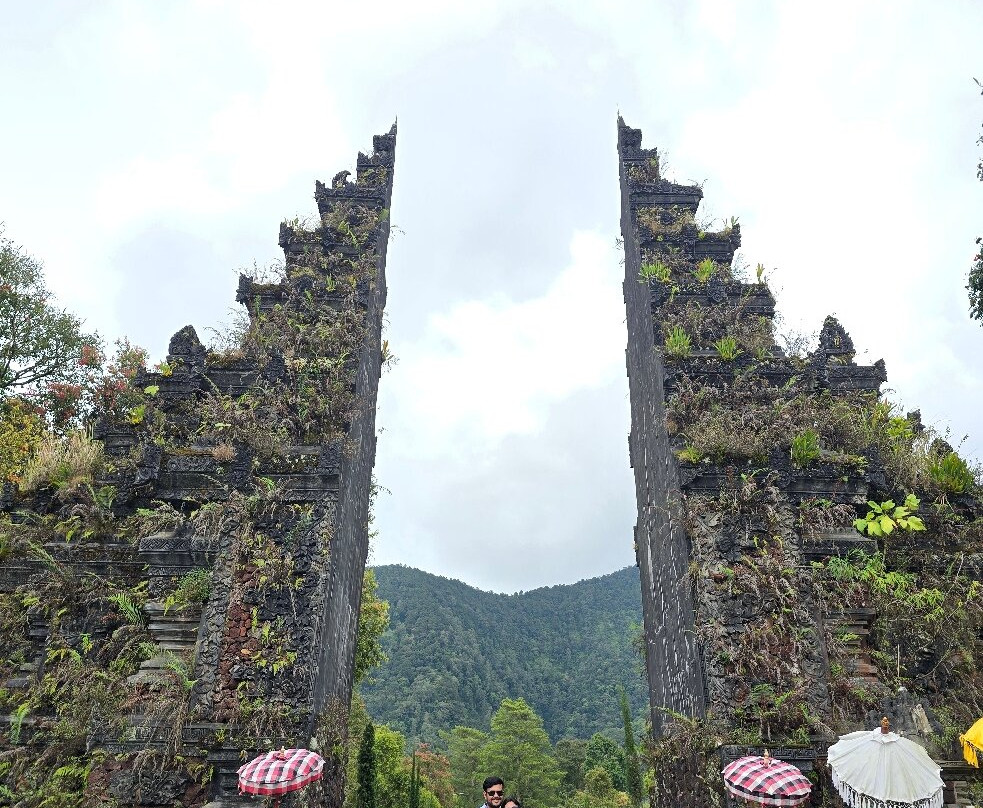 Handara Iconic Gate-新加拉惹必去景点