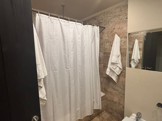 蒙西巴尔宫酒店主图