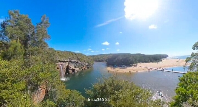 Wattamolla Beach-卧龙岗市必去景点