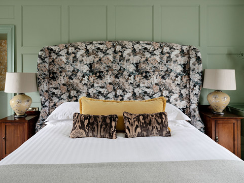 车站家庭酒店主图