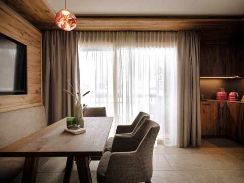 闪德福酒店主图