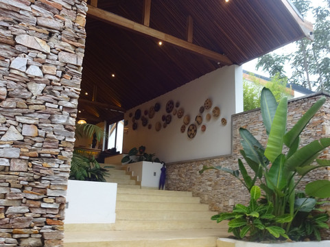 天堂餐厅精品酒店主图