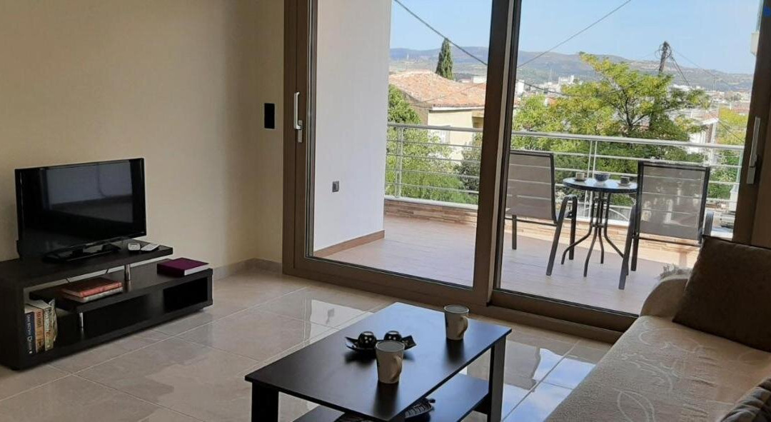 Ayra Rooms Aliveri