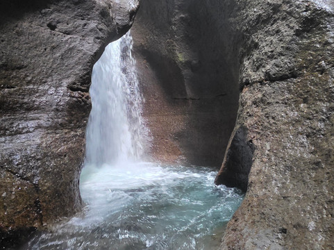 Just Go Dominica-多米尼克必去景点