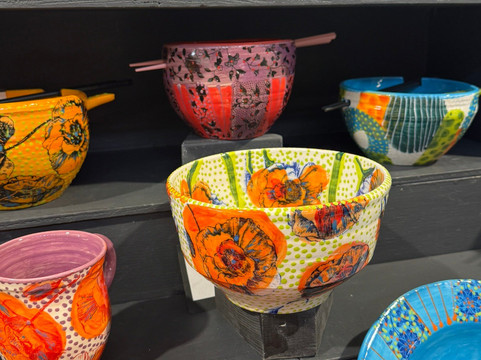 Old Bus Depot Markets-堪培拉必去景点