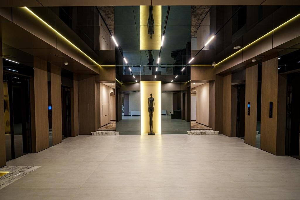 Mildom Residence Hotel