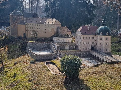 Park Boheminium-玛丽亚温泉市必去景点