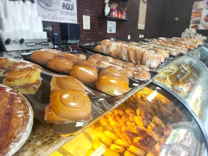 Mi Isla Bakery