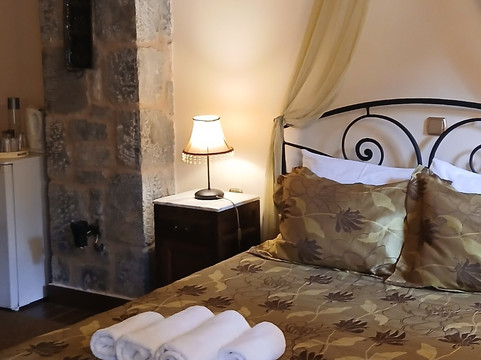 艾奇恩迪科特斯泽伊斯旅馆主图