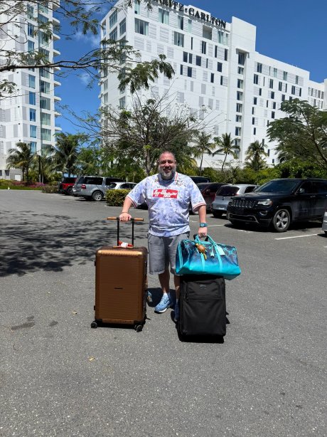 特克斯和凯科斯群岛丽思卡尔顿酒店-官方