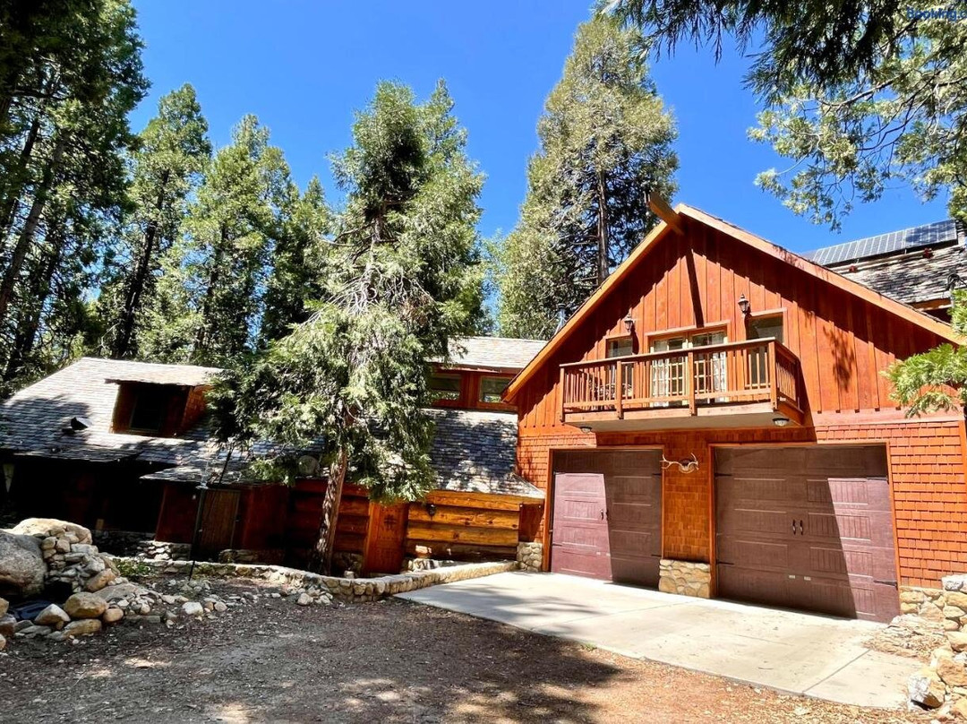 Root-stone Lodge