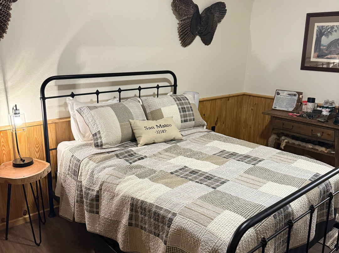 God's Country Outfitters-San Mateo必去景点