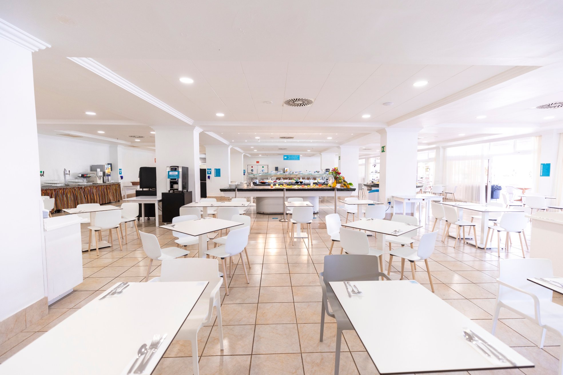 蓝海港口复合式度假村 - 卡纳里费酒店及波南萨宫殿组成-餐饮