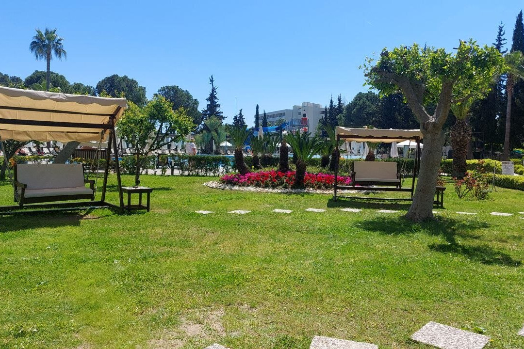 费穆古努克酒店主图