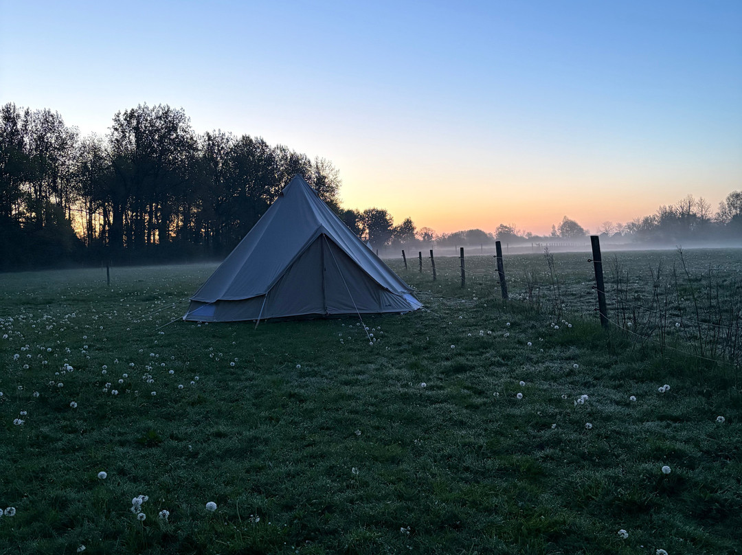 Espaces Equestres Henson-Saint-Quentin-en-Tourmont必去景点