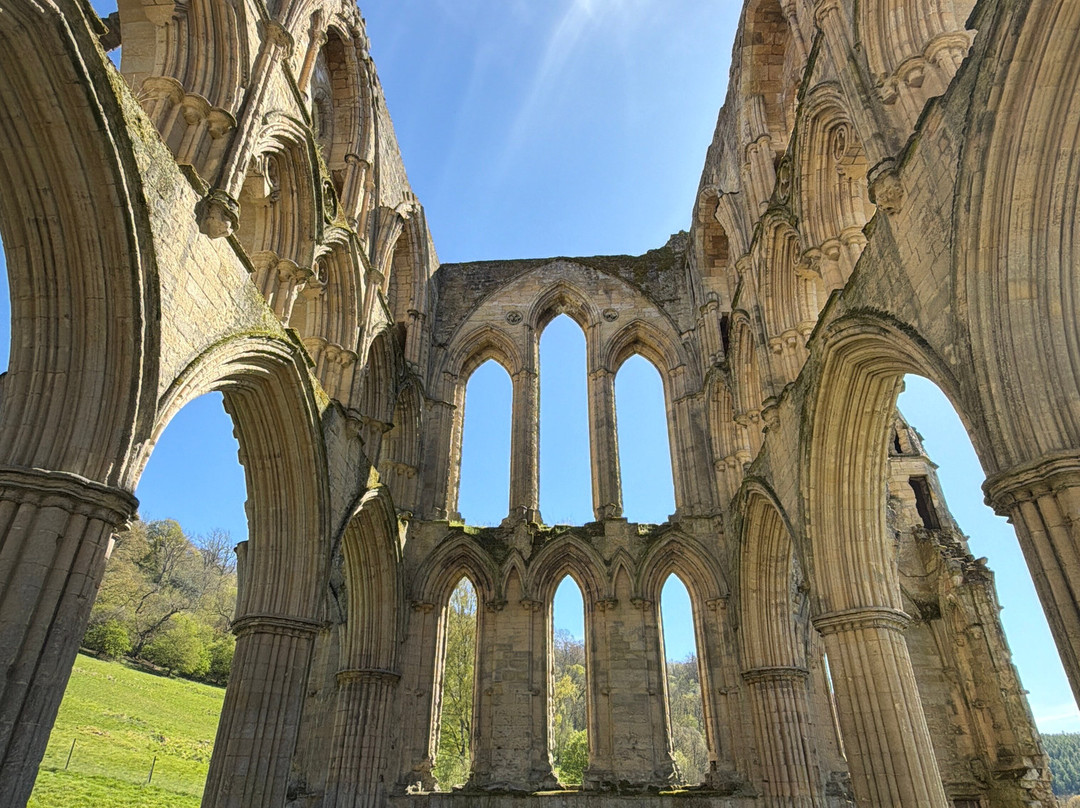 Rievaulx Abbey-赫尔姆斯利必去景点