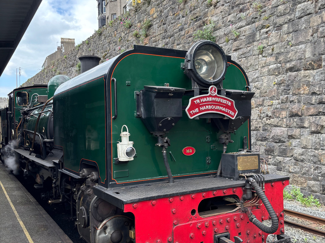 Ffestiniog & Welsh Highland Railways-波特马多克必去景点